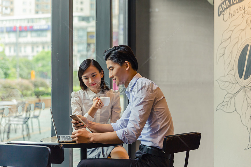 A股午评 | 科创50涨近2% 沪指争夺3700点 大金融等权重股拉升